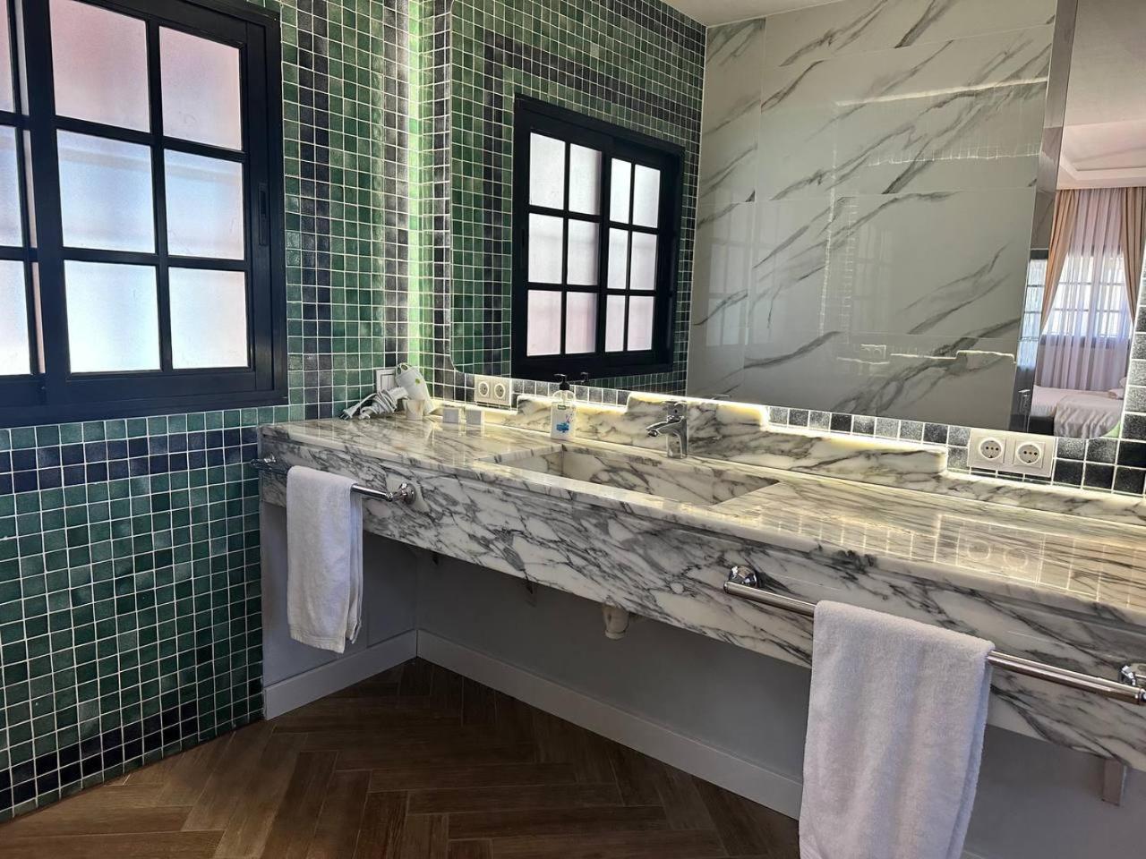 Miramar Boutique Apartments Adults Only Κοραλέχο Εξωτερικό φωτογραφία